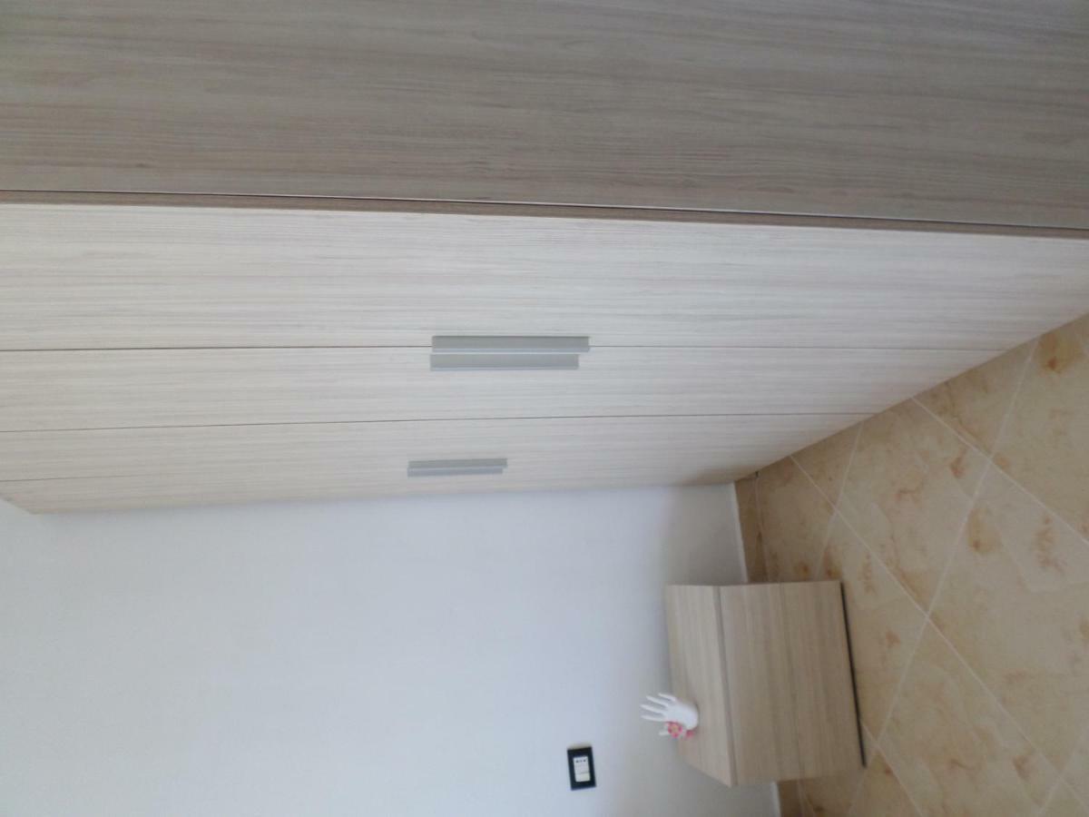Lindita'S Seaview Appartment Vlore Exterior photo