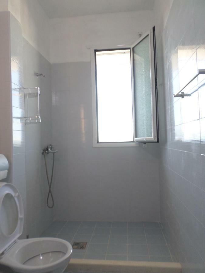 Lindita'S Seaview Appartment Vlore Exterior photo