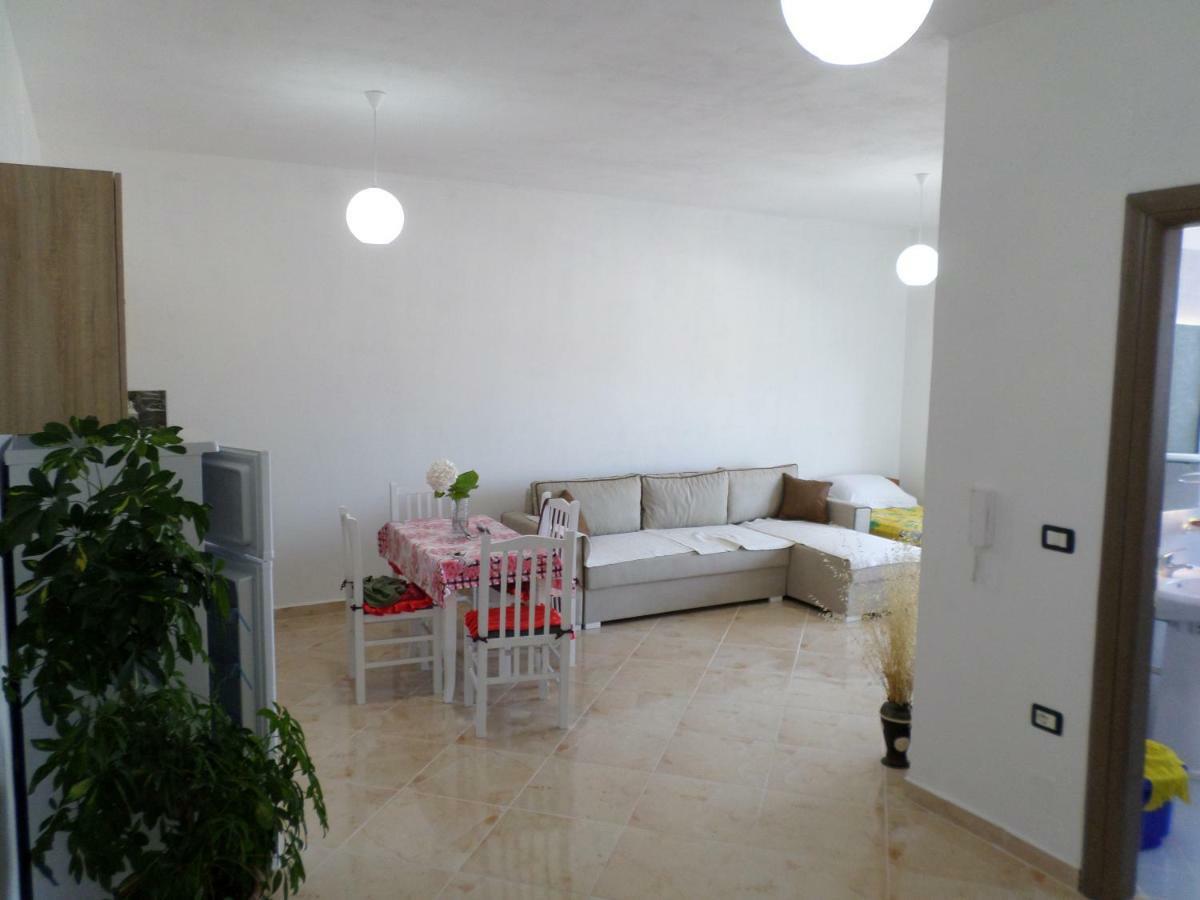 Lindita'S Seaview Appartment Vlore Exterior photo